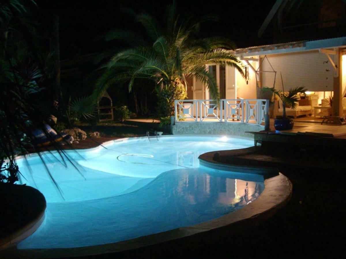Villa Iguanou Et Piscine En Bord De Mer Proche Plages Marina Et Golf Saint-Francois  Exterior photo